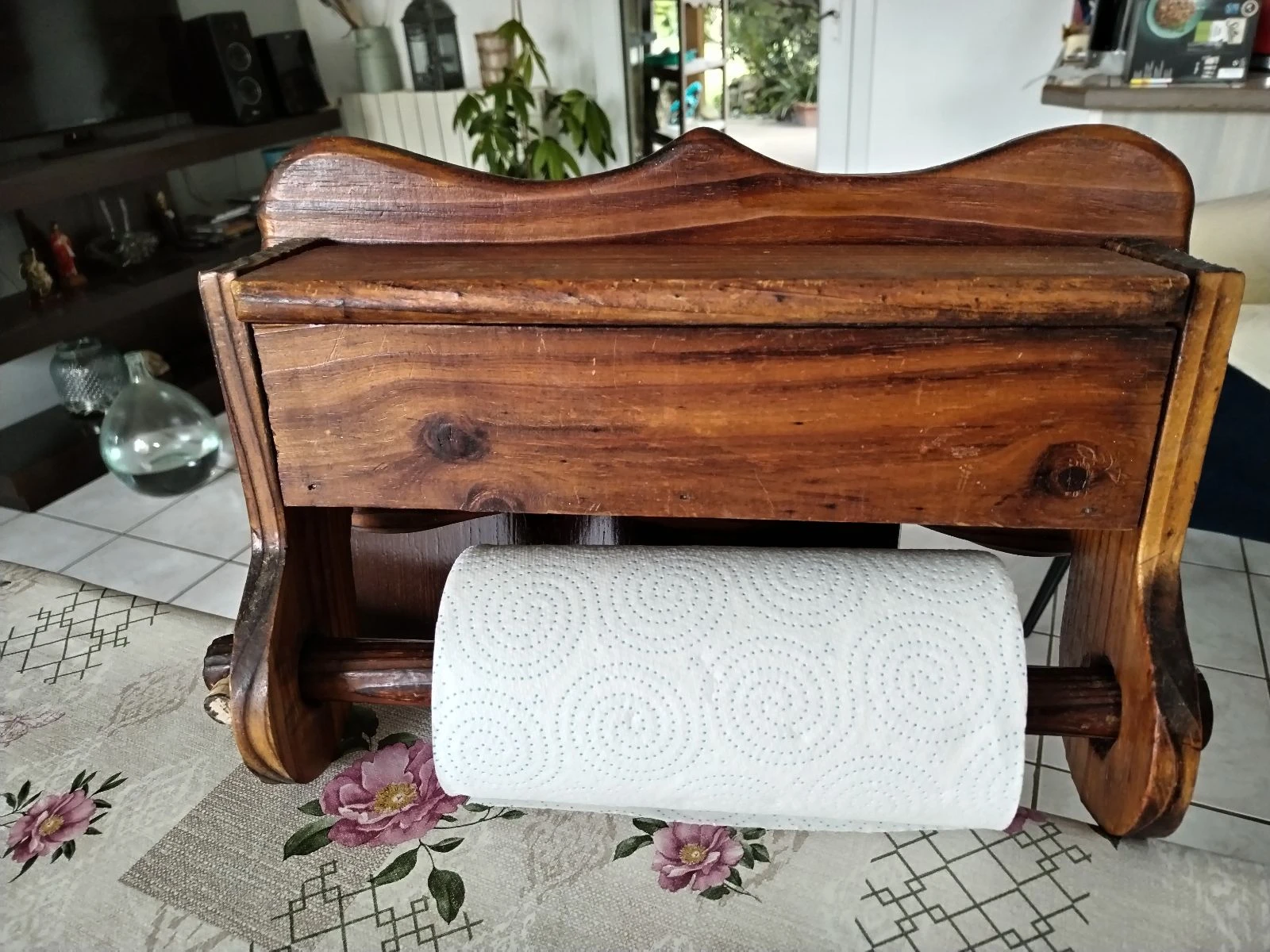 Wall-mounted kitchen dispenser made of solid wood for wax paper and aluminum foil. – photo 2